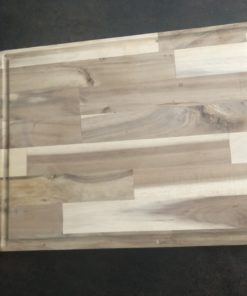 Planche à découper en acacia